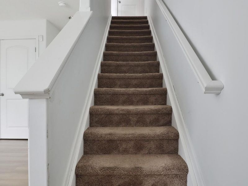 1413 Bloomington Boulevard , Columbus, OH 43228 Photo 7