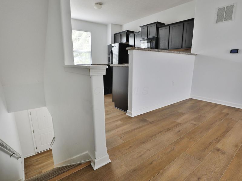 1413 Bloomington Boulevard , Columbus, OH 43228 Photo 8