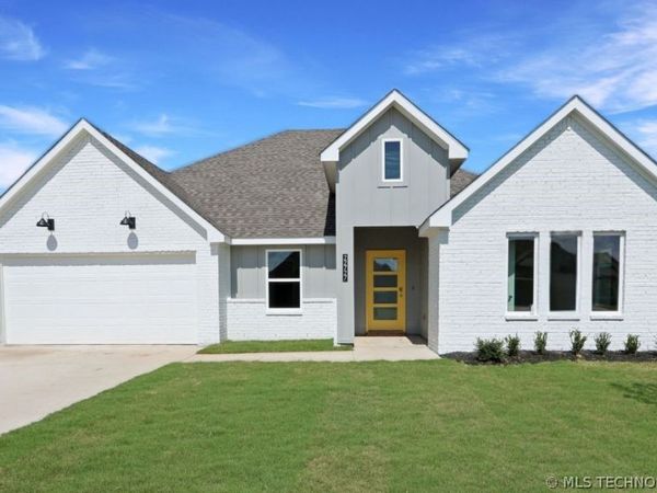 22727 E 106th Place S, Broken Arrow, OK 74014