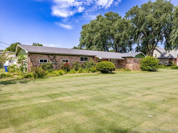 12951 S 152nd East Avenue, Broken Arrow, OK 74011