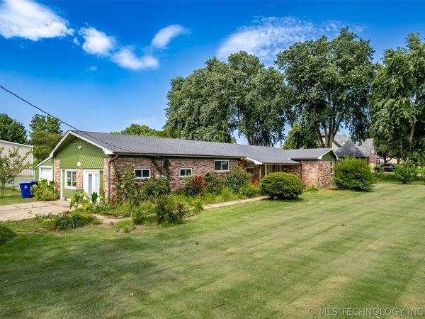 12951 S 152nd East Avenue, Broken Arrow, OK 74011