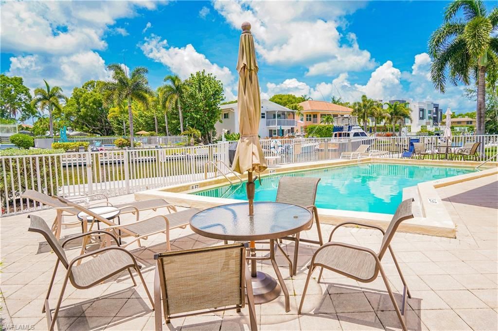 1686 Blue Point Ave , Unit B9, Naples, FL 34102 Photo