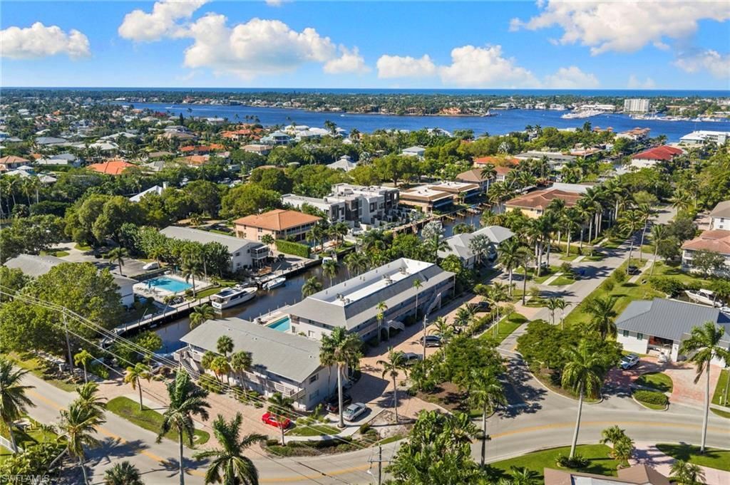 1686 Blue Point Ave , Unit B9, Naples, FL 34102 Photo
