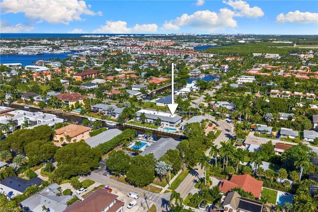 1686 Blue Point Ave , Unit B9, Naples, FL 34102 Photo
