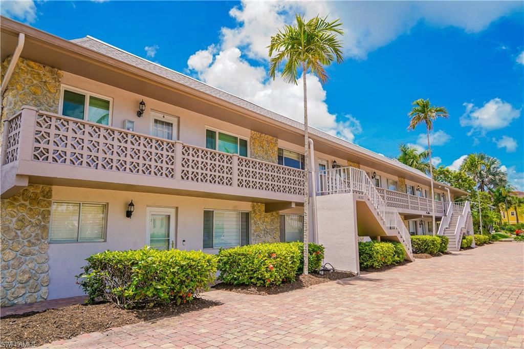 1686 Blue Point Ave , Unit B9, Naples, FL 34102 Photo