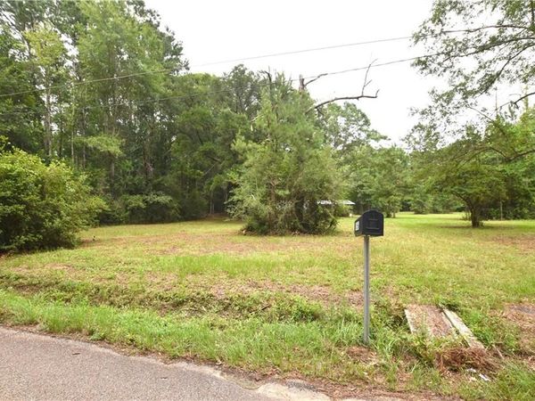 81056 FATHER FRANCIS Drive , Bush, LA 70431