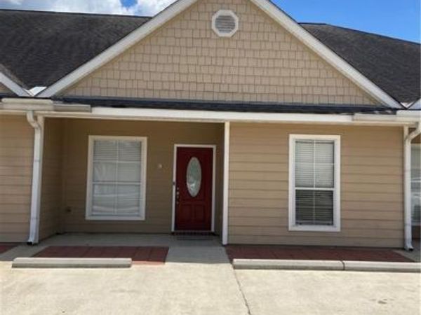 47098 KROGEN KOVE Loop , Unit C, Hammond, LA 70401