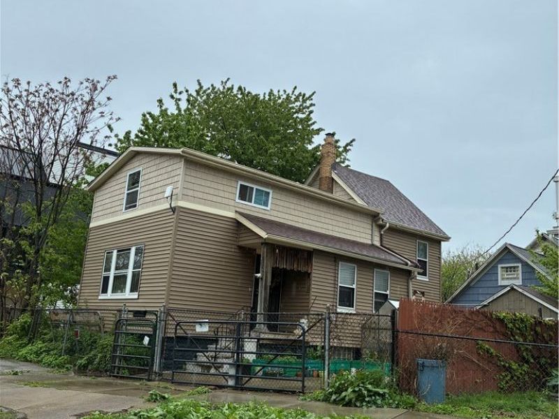 5900 Lawn Avenue , Cleveland, OH 44102 Photo 2