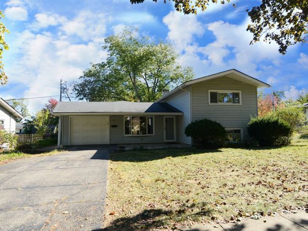 134 S 19th Street , St. Charles, IL 60174