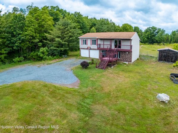 29 Smith Hill Road, East Nassau, NY 12062