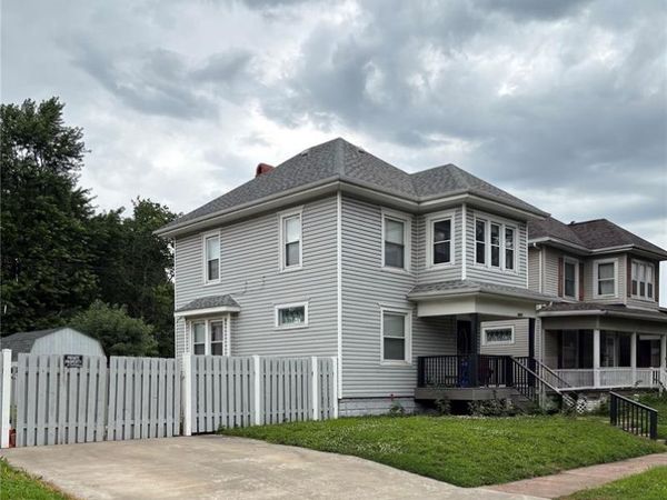 2423 Benton Street , Granite City, IL 62040