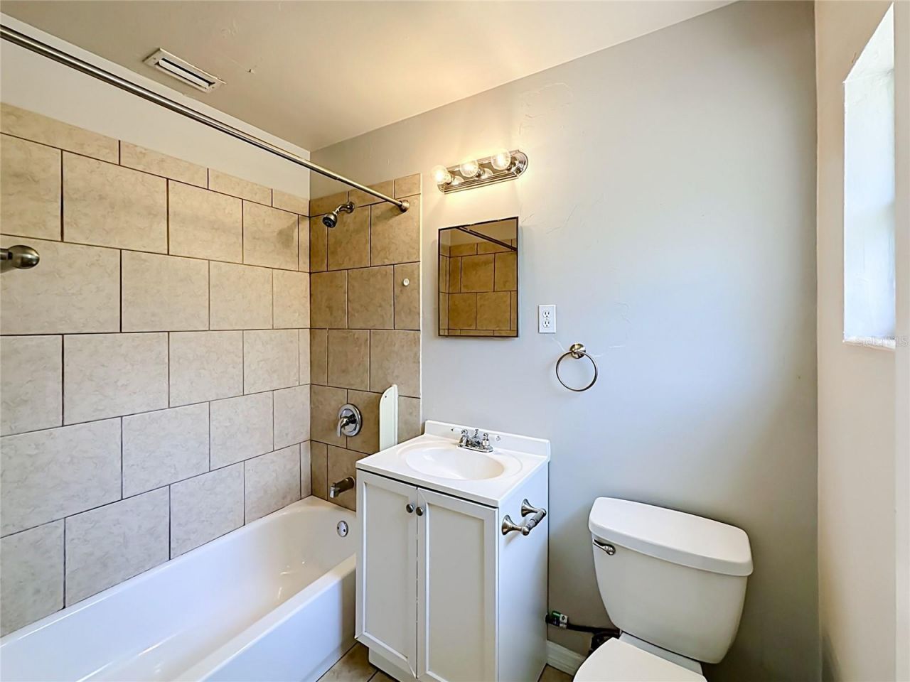 414 NW 36th Terrace , Gainesville, FL 32607 Photo