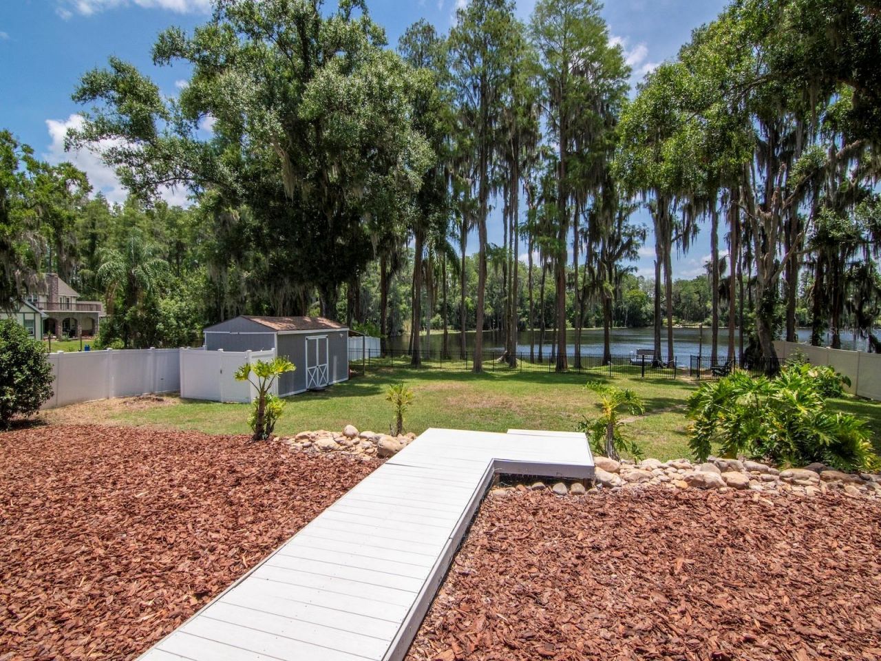 219 Willow Bend Parkway , Lutz, FL 33549 Photo