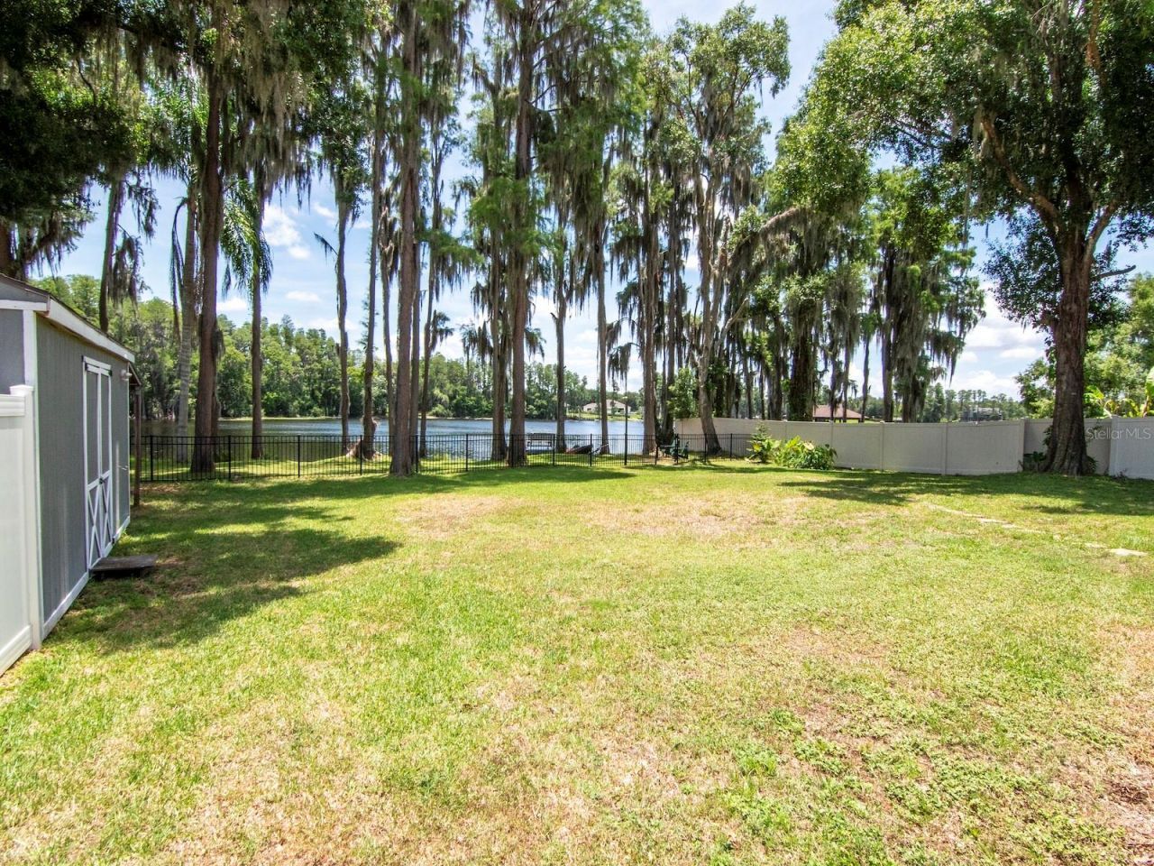 219 Willow Bend Parkway , Lutz, FL 33549 Photo