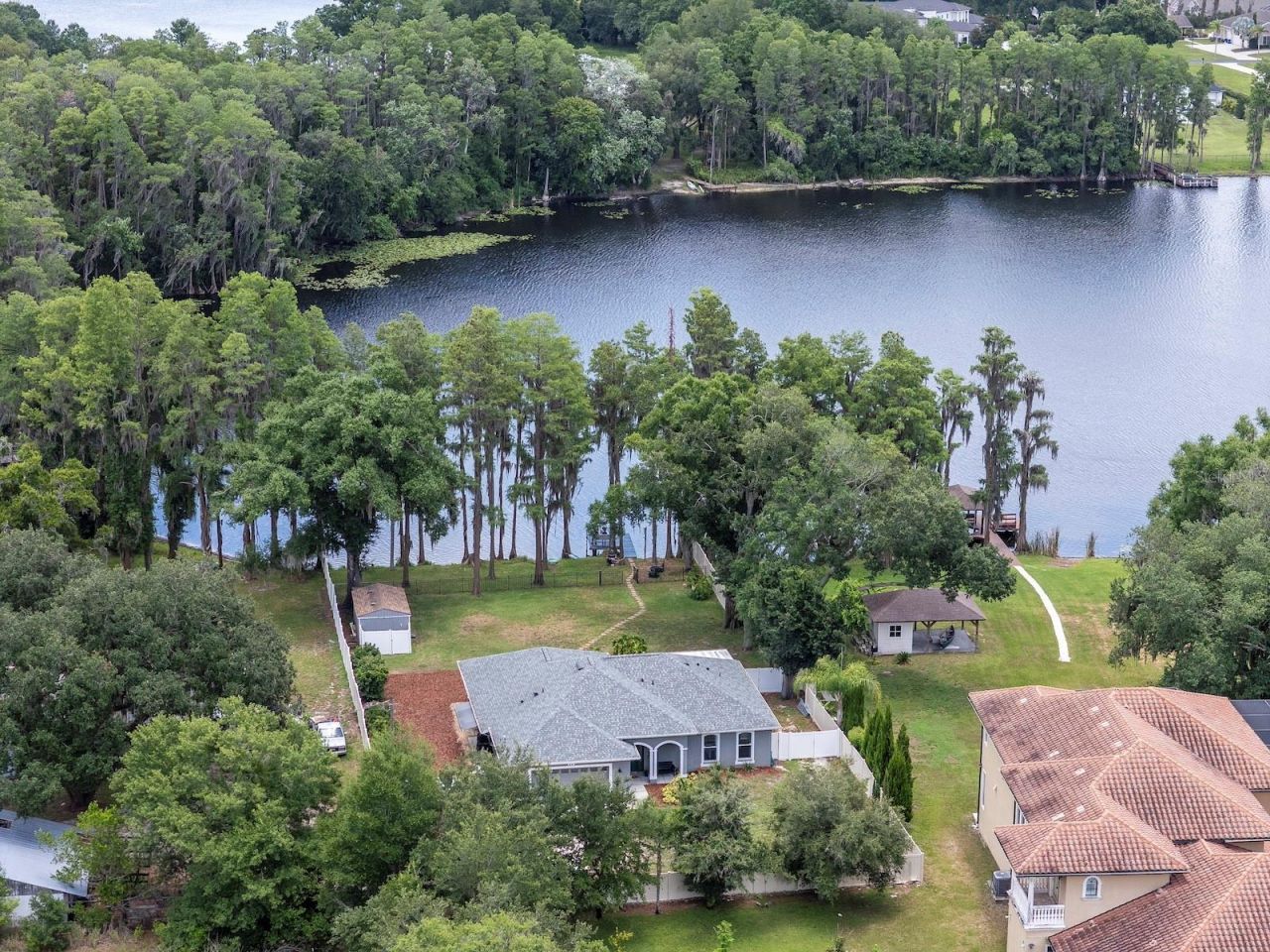 219 Willow Bend Parkway , Lutz, FL 33549 Photo