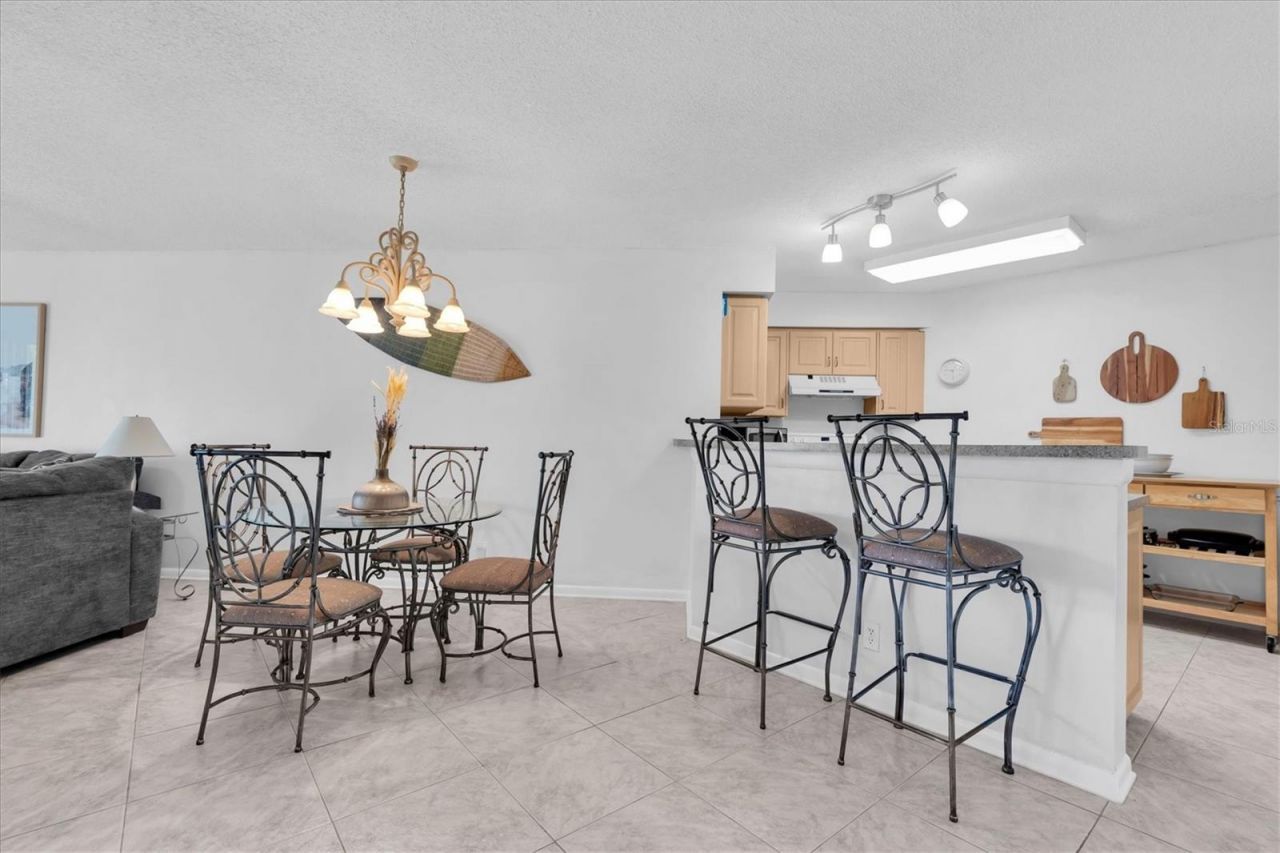 6000 Bahia Del Mar Circle, Unit 131, Saint Petersburg, FL 33715 Photo