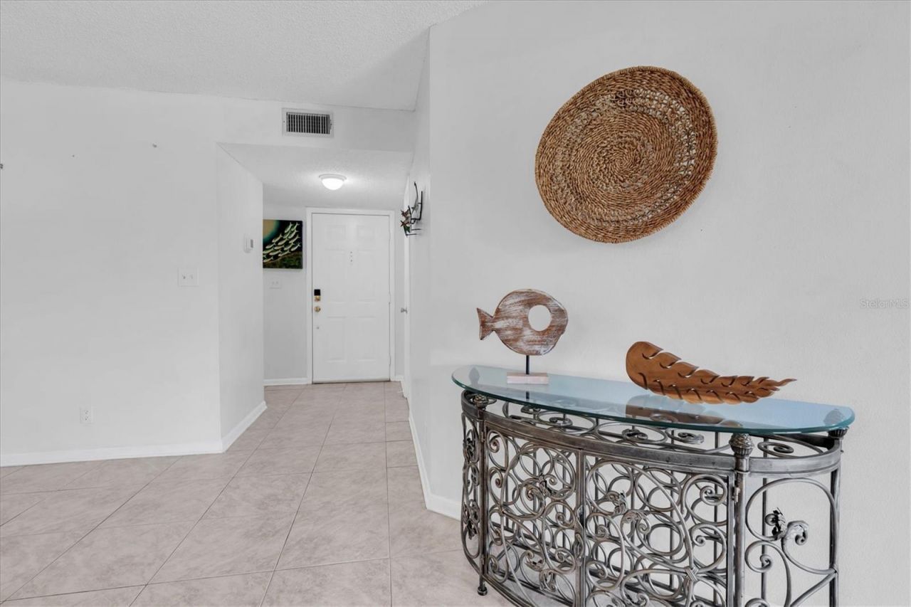 6000 Bahia Del Mar Circle, Unit 131, Saint Petersburg, FL 33715 Photo