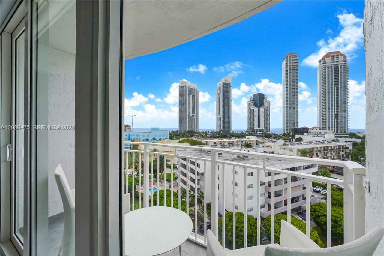 18000 N Bay Rd , Unit 902, Sunny Isles Beach, FL 33160 Photo