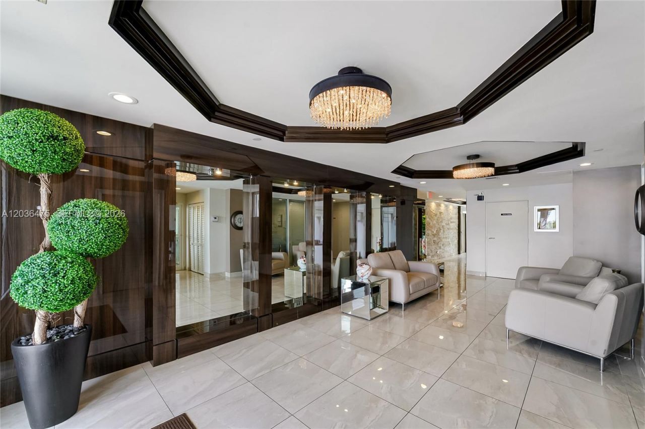 18000 N Bay Rd , Unit 902, Sunny Isles Beach, FL 33160 Photo