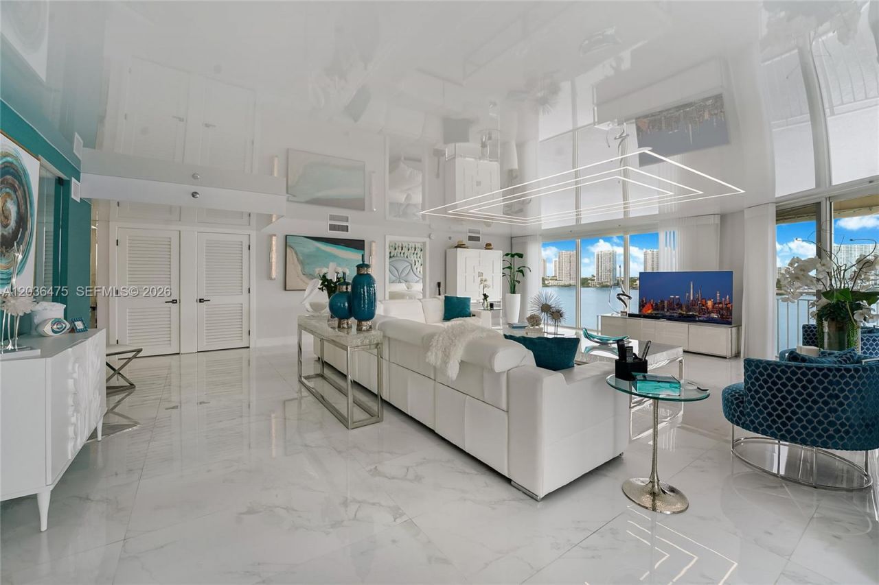 18000 N Bay Rd , Unit 902, Sunny Isles Beach, FL 33160 Photo
