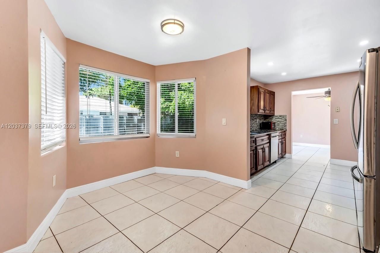 9601 SW 9th Ct , Pembroke Pines, FL 33025 Photo