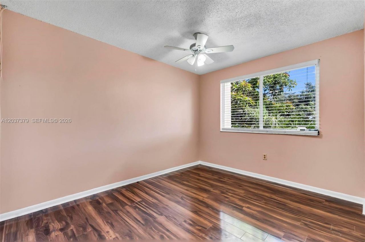 9601 SW 9th Ct , Pembroke Pines, FL 33025 Photo