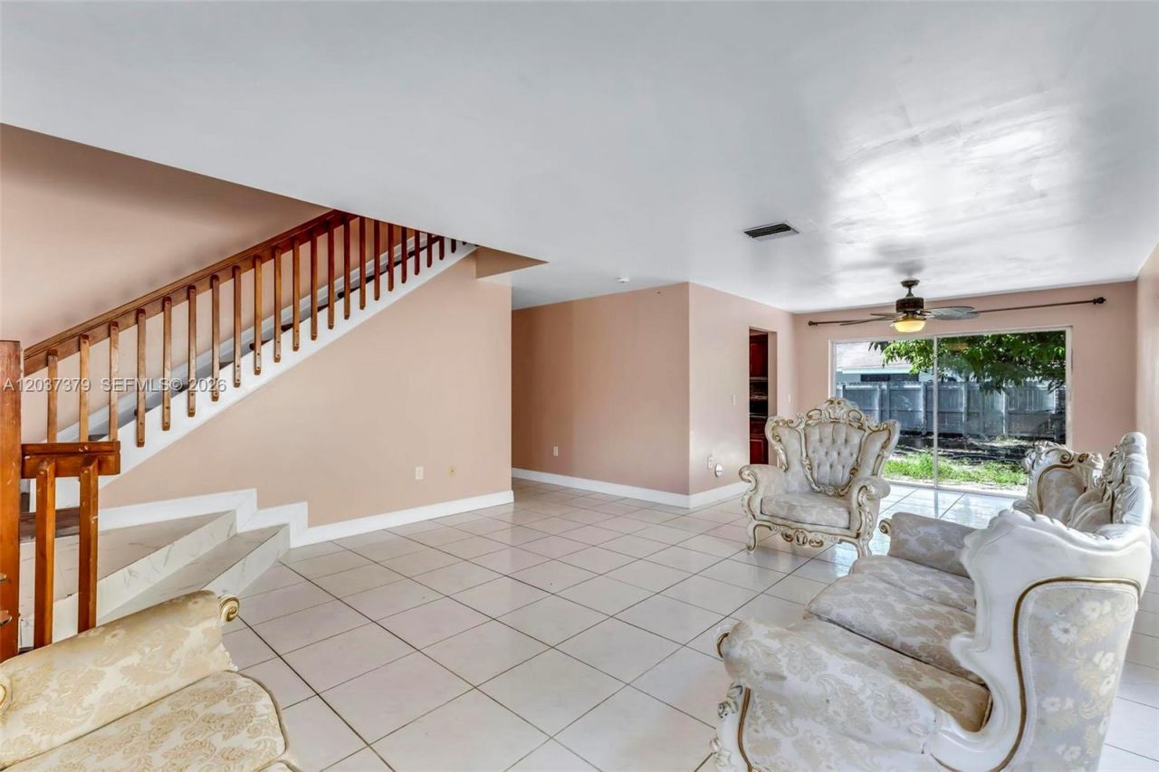 9601 SW 9th Ct , Pembroke Pines, FL 33025 Photo
