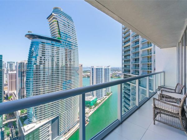 475 Brickell Ave, Unit 4315, Miami, FL 33131