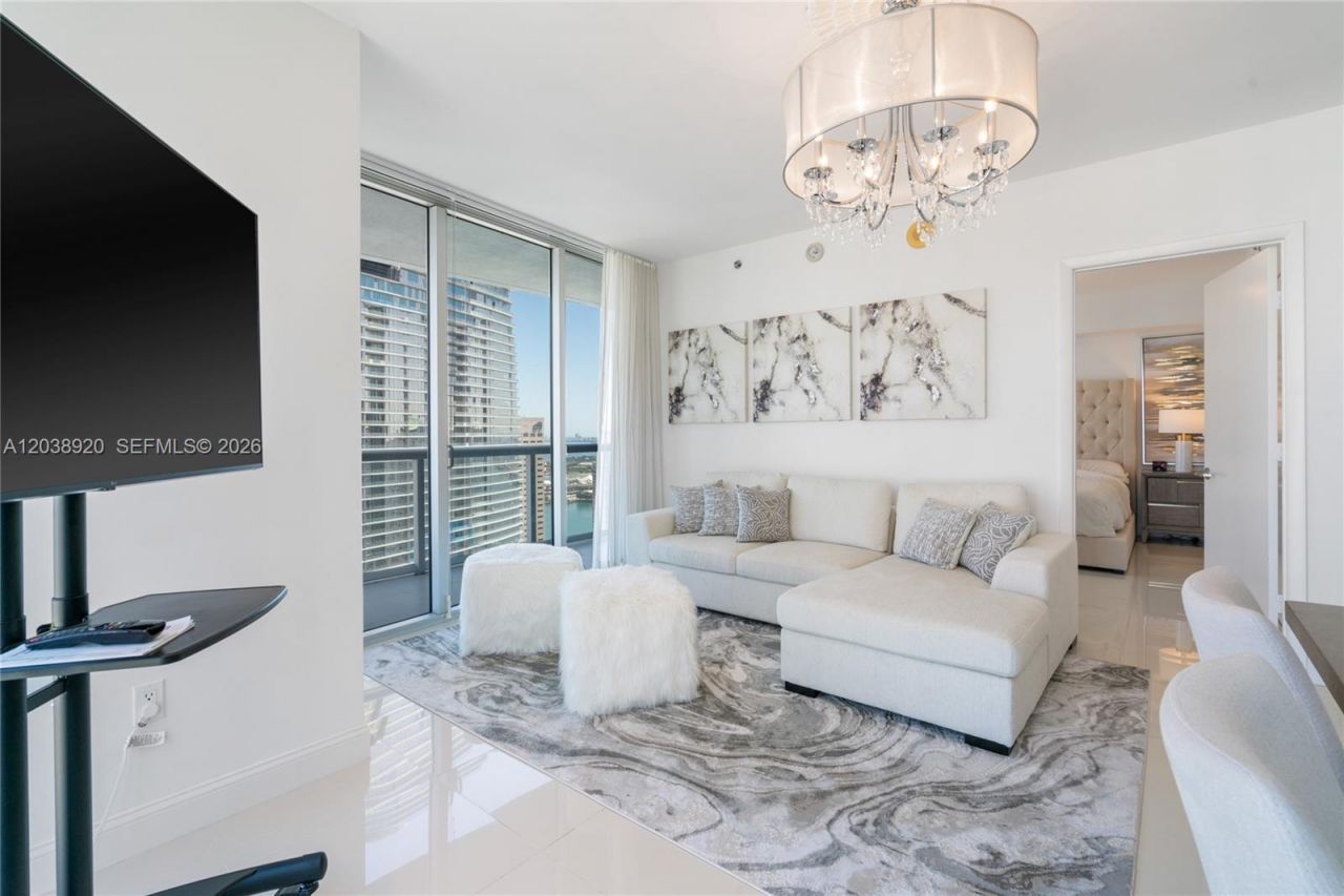 475 Brickell Ave, Unit 4315, Miami, FL 33131 Photo