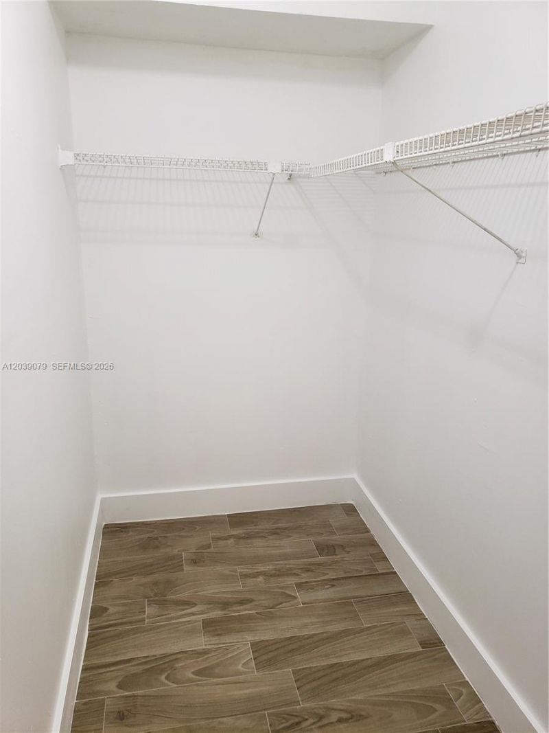 8075 NW 7th St , Unit 115, Miami, FL 33126 Photo