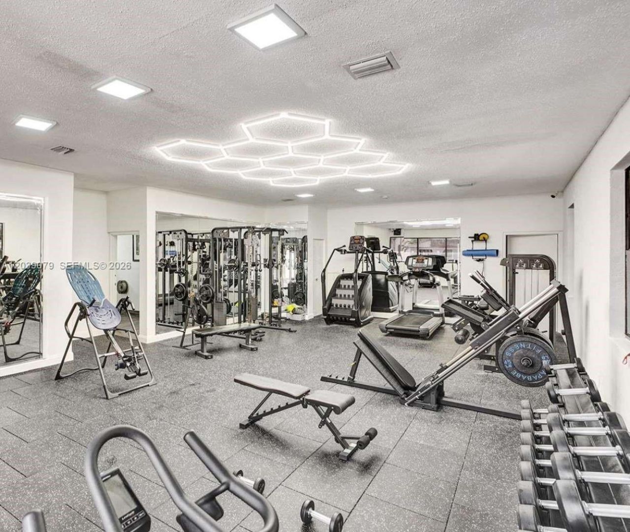 8075 NW 7th St , Unit 115, Miami, FL 33126 Photo