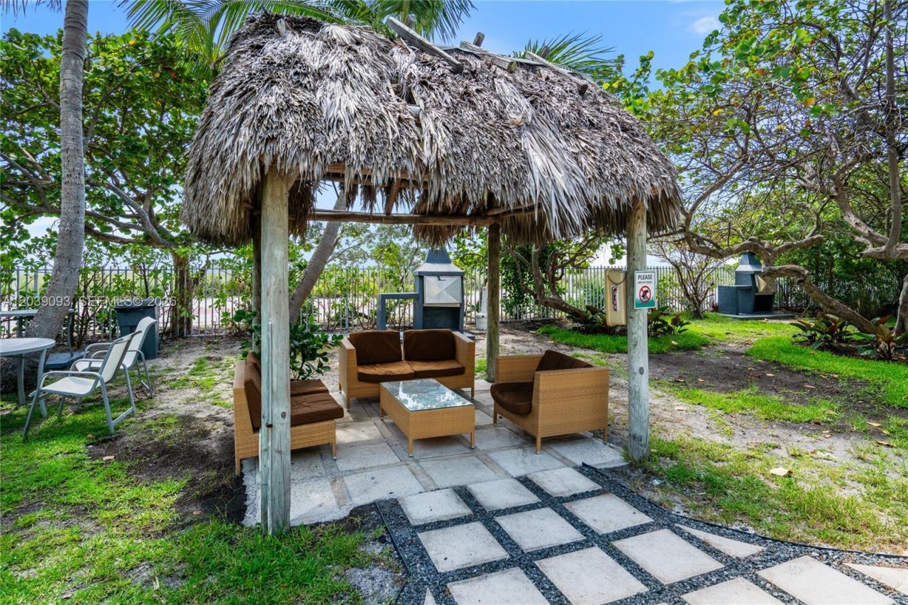 5055 Collins Ave, Unit 10H, Miami Beach, FL 33140 Photo
