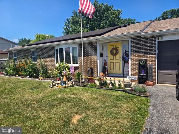 5925 GREENVILLAGE ROAD, CHAMBERSBURG, PA 17202