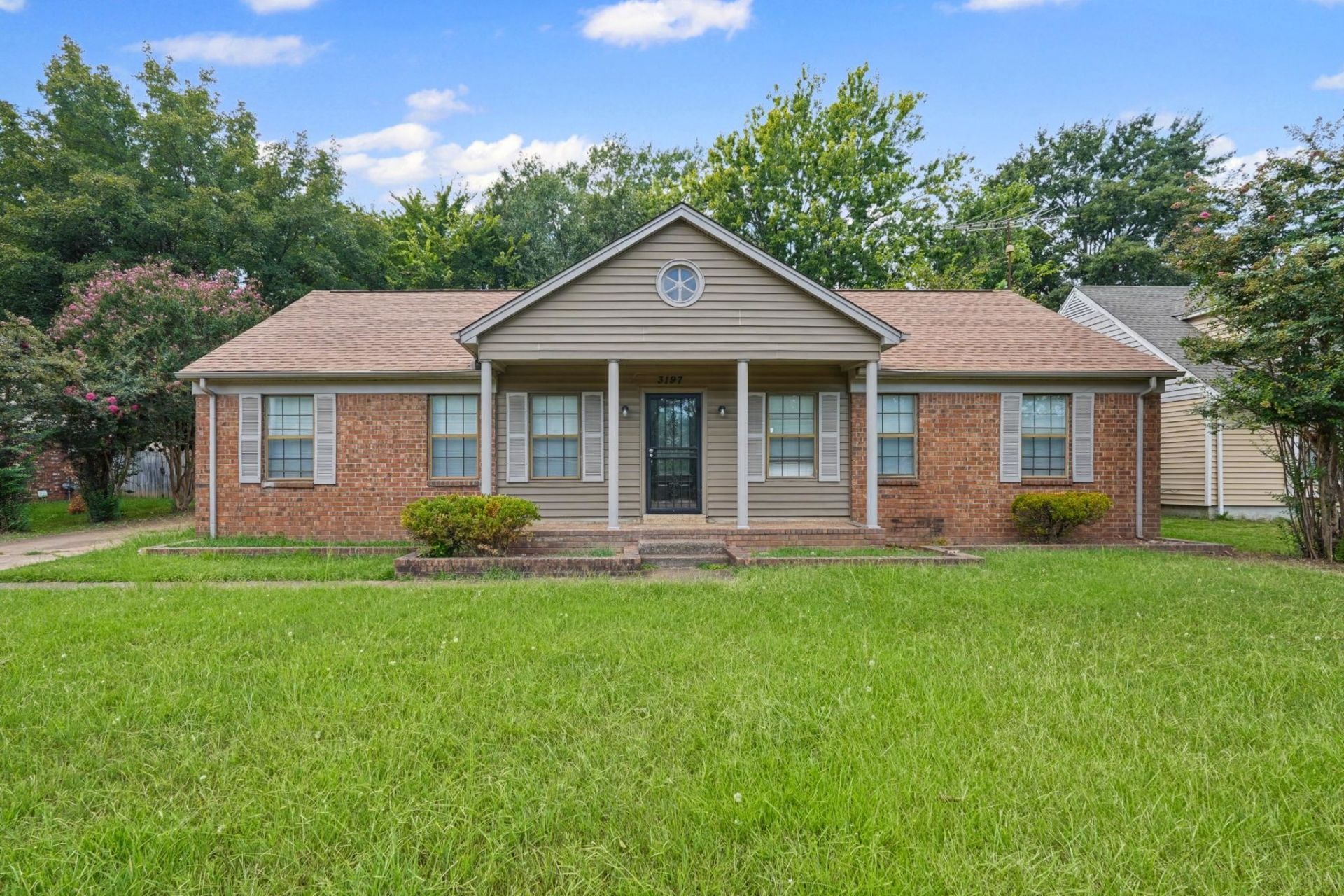 3197 COVINGTON PIKE RD Memphis, TN 38128