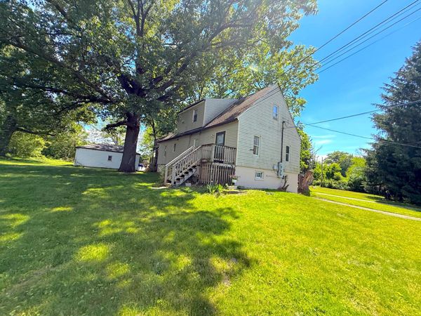 1491 Service Street , Lake Station, IN 46405