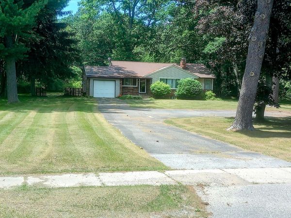 7859 S Michigan Avenue, Rothbury, MI 49452