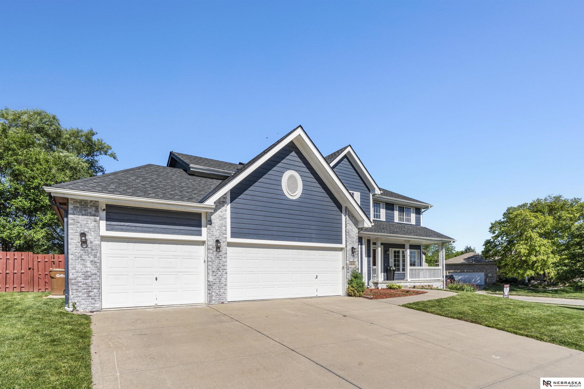 11828 S 52nd Street, Papillion, NE 68133 Main Photo