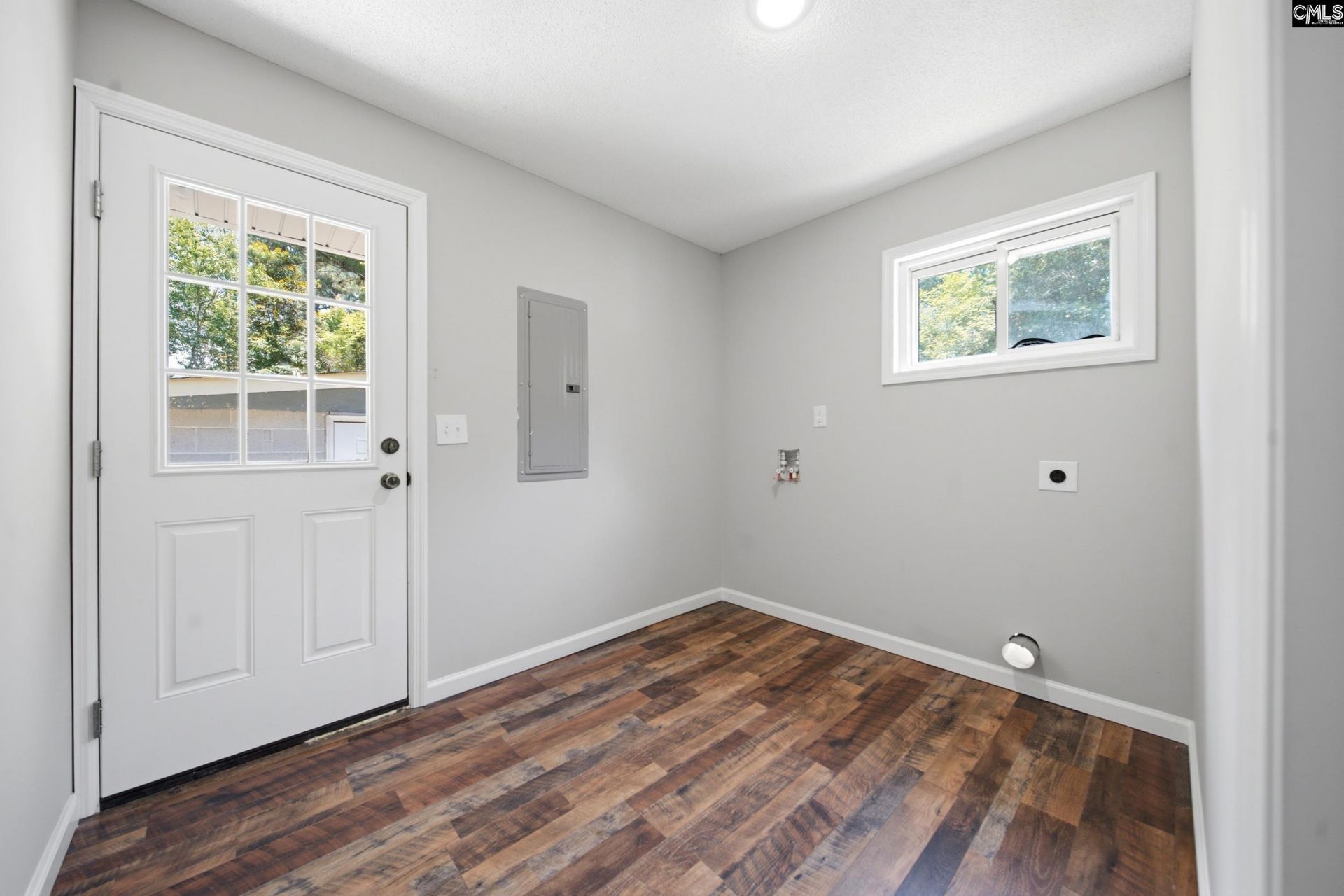 1040 E Sherwood Drive  Photo 20