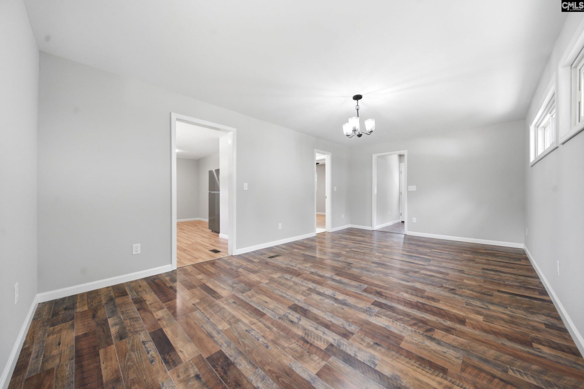 1040 E Sherwood Drive  Photo 22