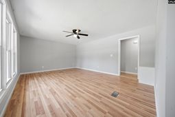1040 E Sherwood Drive  photo 4