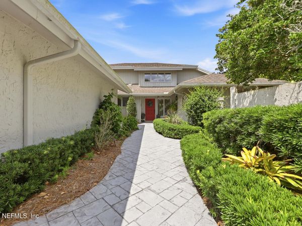 74 VILLAGE WALK Lane, Ponte Vedra Beach, FL 32082