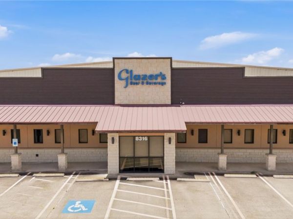 8316 Lone Tree Road, Victoria, TX 77905