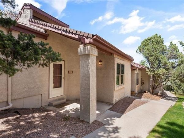 640 Autumn Crest Circle, Unit B, Colorado Springs, CO 80919