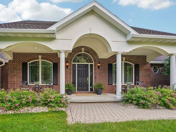8801 Fairway Oaks Drive, Verona, WI 53593