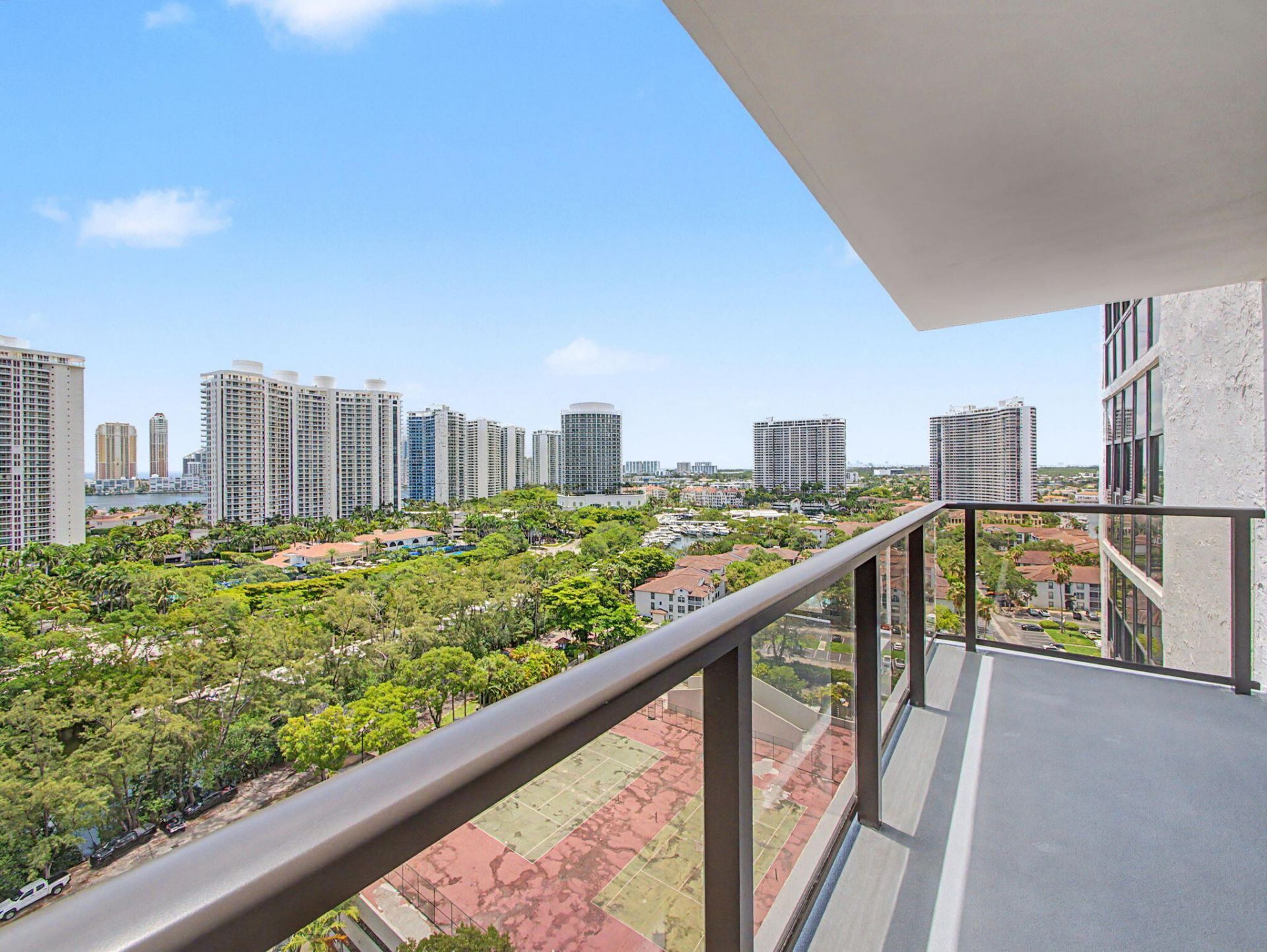 18181 NE 31st Court, Unit 1807, Aventura, FL 33160 Photo