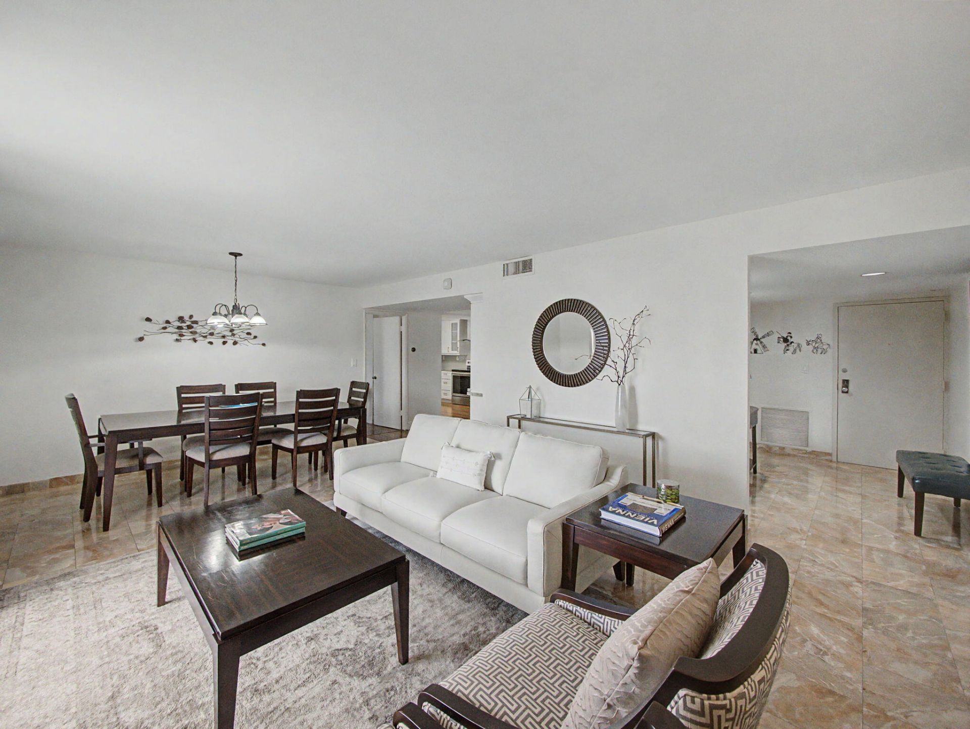18181 NE 31st Court, Unit 1807, Aventura, FL 33160 Photo