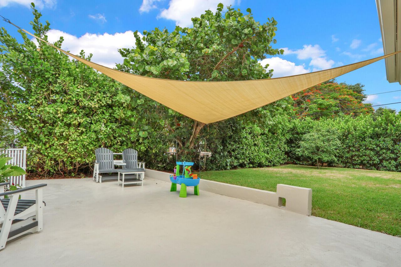 222 Bayberry Drive, Lake Park, FL 33403 Photo