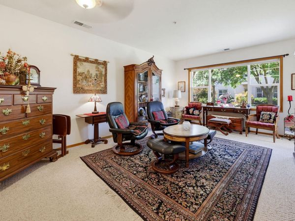 965 Golden Aspen Place, Ashland, OR 97520