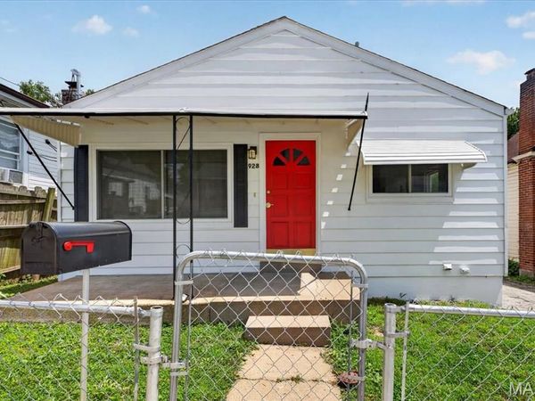 928 Wachtel Avenue, St Louis, MO 63125