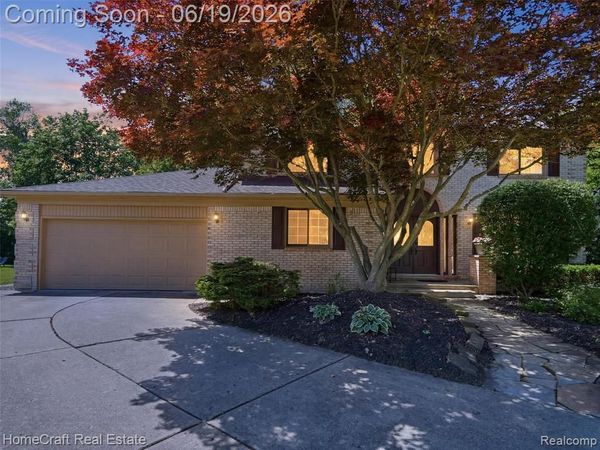 8829 WOODBERRY Road, Plymouth Twp, MI 48170